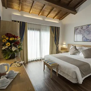 4* Szálloda Orologio